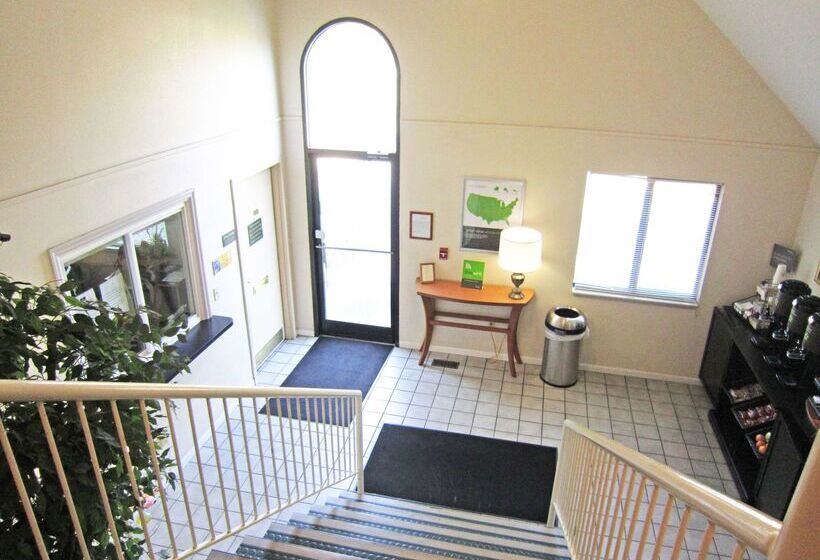 هتل Suburban Studios Columbus East