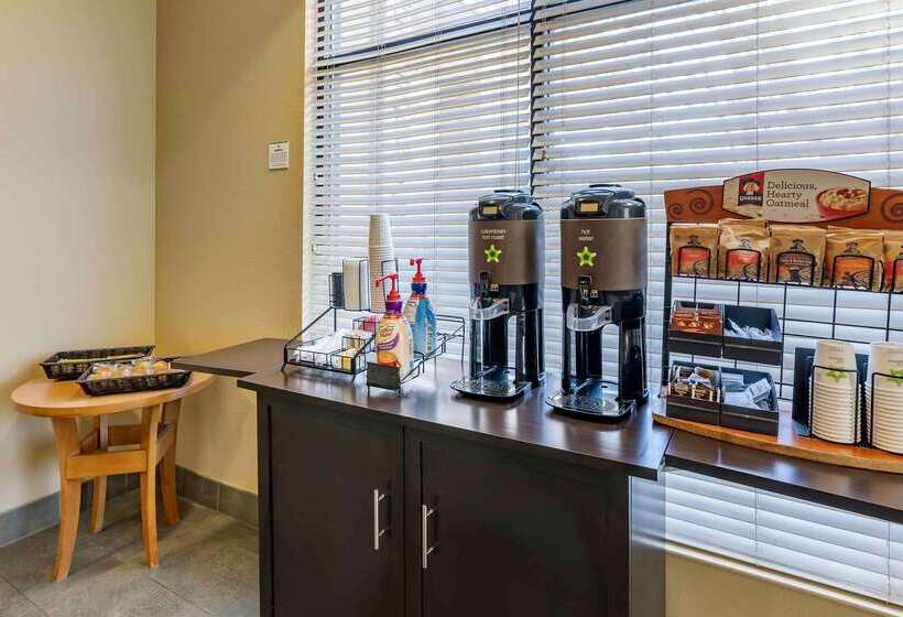 هتل Extended Stay America Suites  San Rafael  Francisco Blvd. East