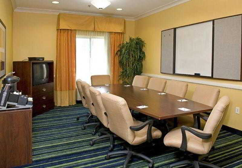 فندق Fairfield Inn & Suites By Marriott Boston Milford