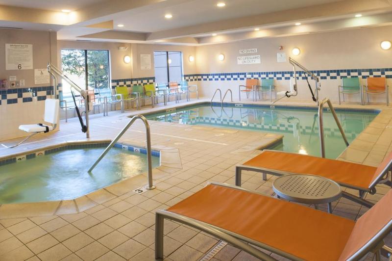 فندق Fairfield Inn & Suites By Marriott Muskegon Norton Shores