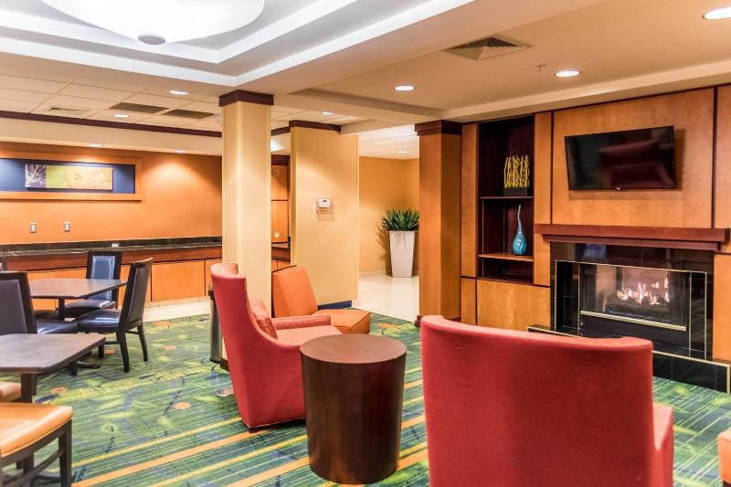 فندق Fairfield Inn & Suites By Marriott Muskegon Norton Shores