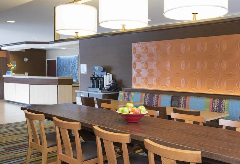酒店 Fairfield Inn And Suites By Marriott Chicago St. Charles