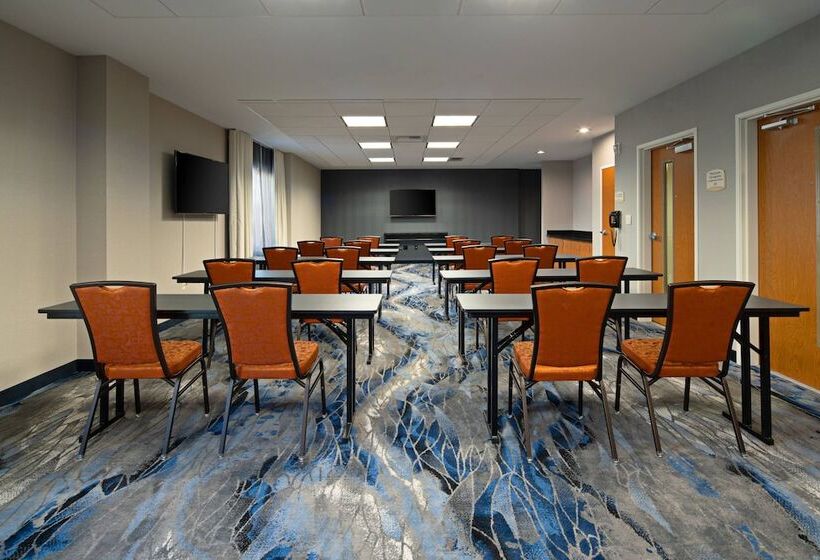 فندق Fairfield Inn & Suites Seattle Bremerton