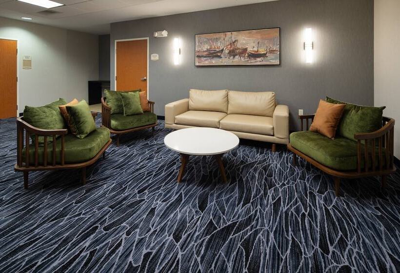 فندق Fairfield Inn & Suites Seattle Bremerton