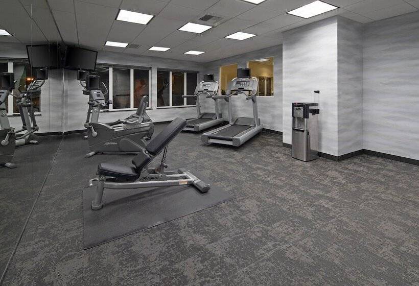 فندق Fairfield Inn & Suites Seattle Bremerton