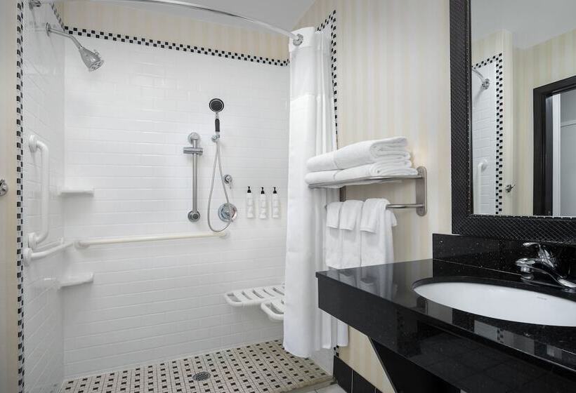 فندق Fairfield By Marriott Tacoma Puyallup