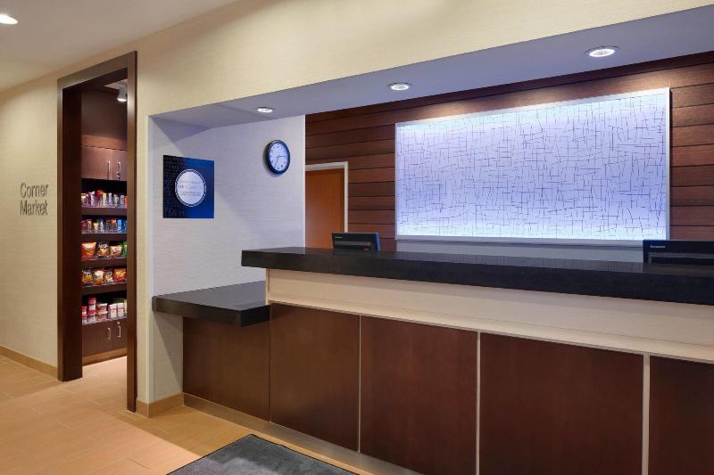 فندق Fairfield Inn & Suites Youngstown Boardman Poland