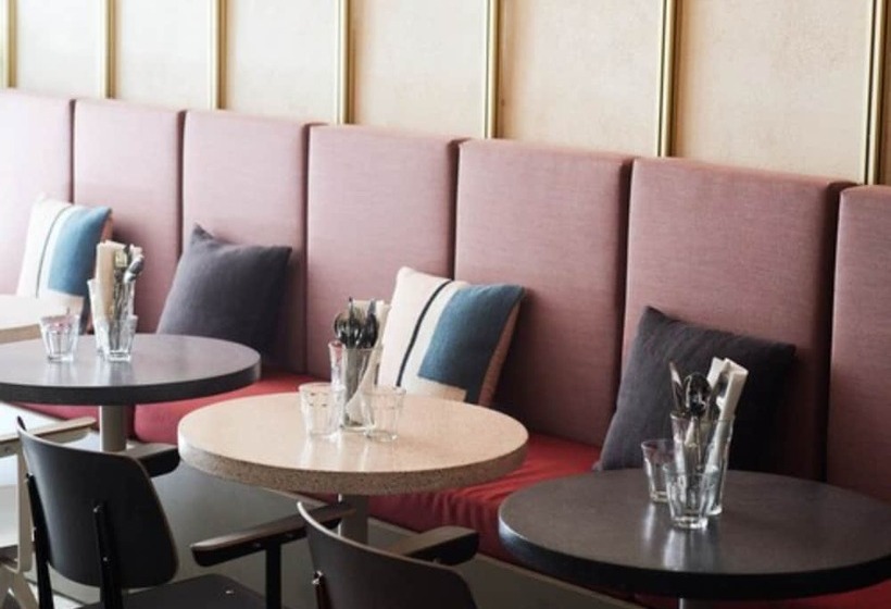 ホテル French Theory