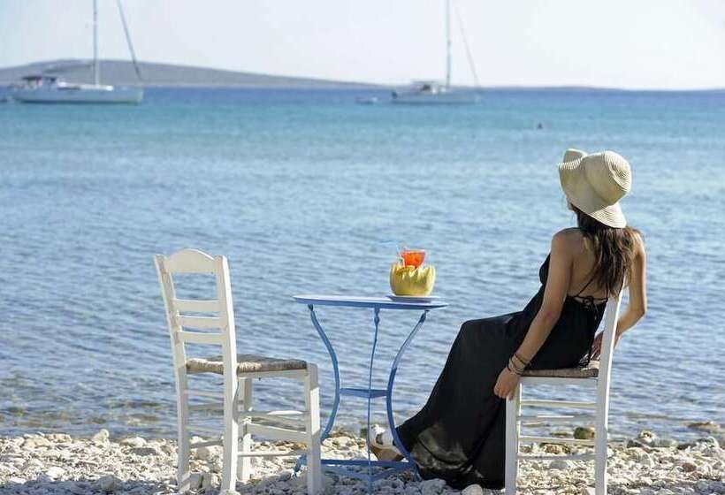 فندق Galatis Beach