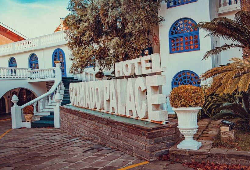 호텔 Gramado Palace