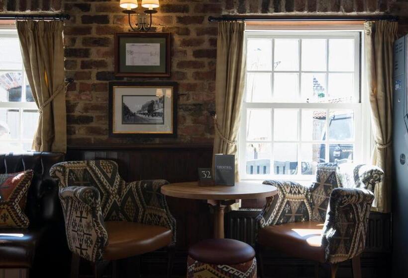 酒店 Green Dragon, Welton By Marston S Inns