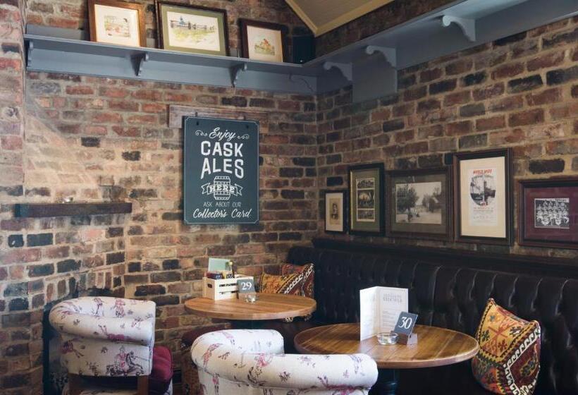 酒店 Green Dragon, Welton By Marston S Inns