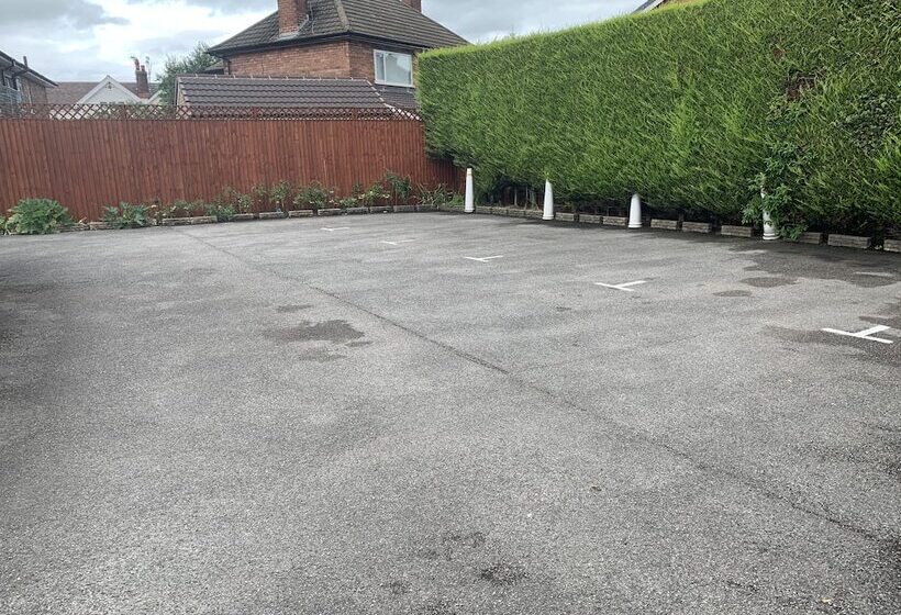 فندق Green Gables Guest House