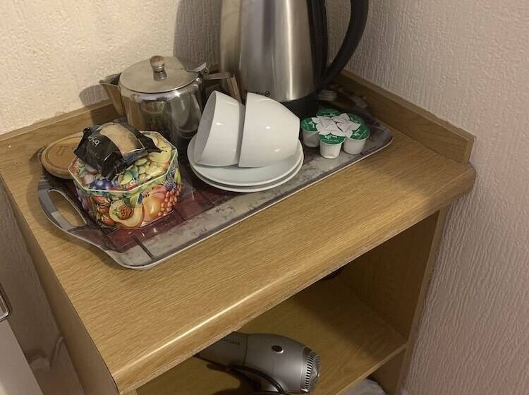 فندق Green Gables Guest House