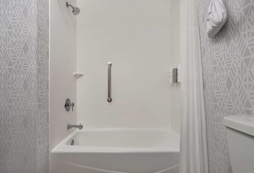 فندق Hampton Inn & Suites Muncie