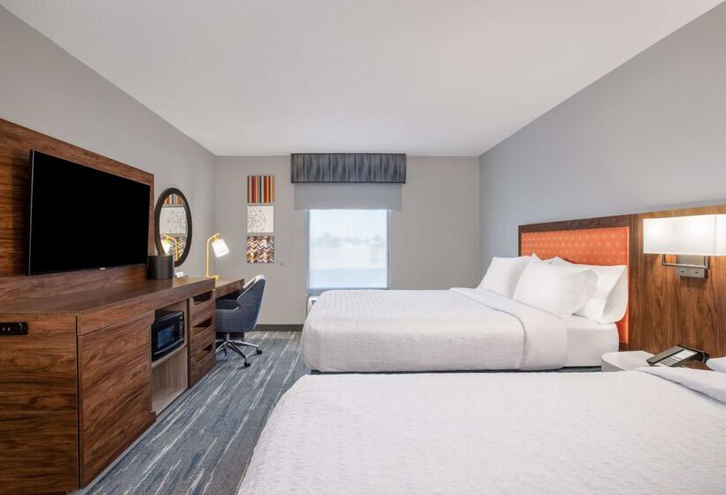 בית מלון כפרי Hampton Inn & Suites Muncie