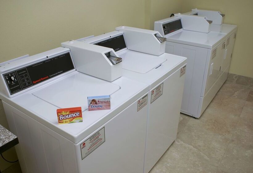 בית מלון כפרי Hampton Inn Orange