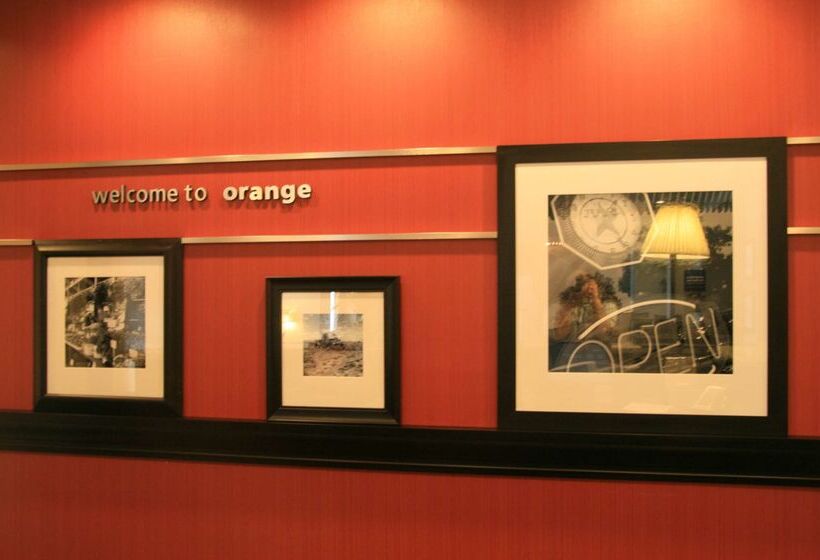 בית מלון כפרי Hampton Inn Orange