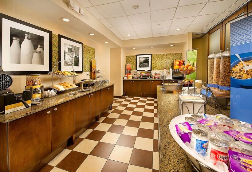 酒店 Hampton Inn Pampa