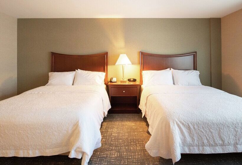 בית מלון כפרי Hampton Inn Presque Isle Maine