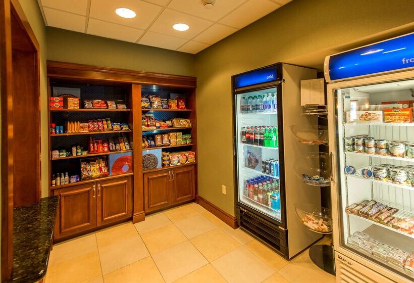 בית מלון כפרי Hampton Inn Presque Isle Maine