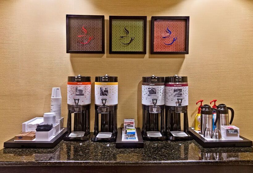 فندق Hampton Inn Quincy