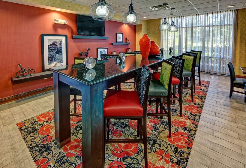 فندق Hampton Inn Quincy