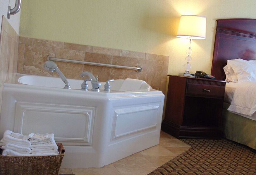 فندق Hampton Inn & Suites Clevelandmentor