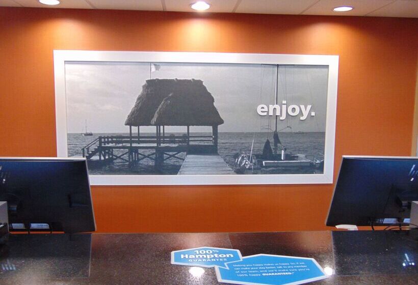 فندق Hampton Inn & Suites Clevelandmentor