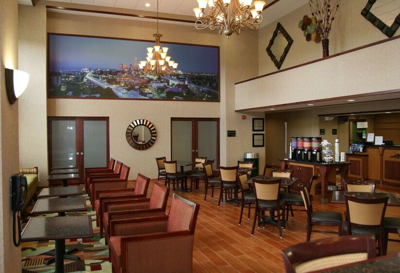 فندق Hampton Inn & Suites Clevelandmentor
