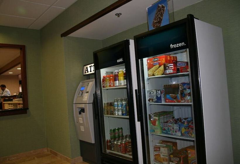 فندق Hampton Inn & Suites Clevelandmentor