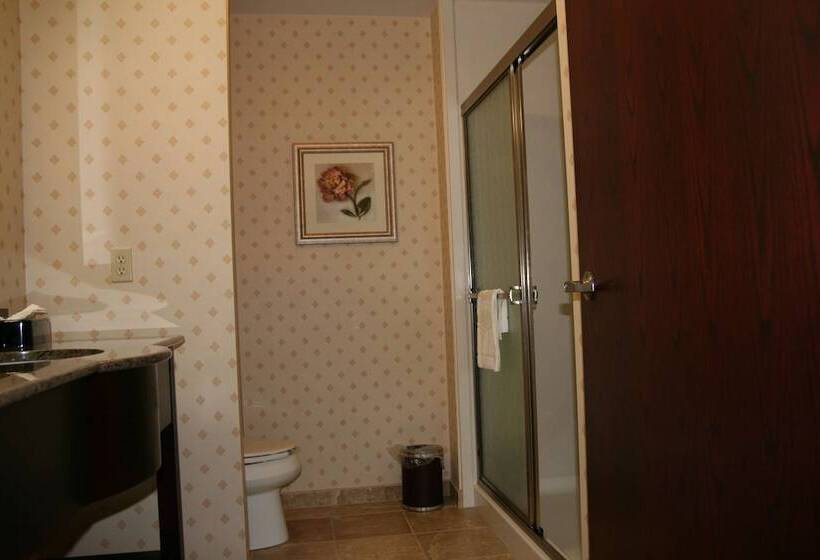 فندق Hampton Inn & Suites Clevelandmentor