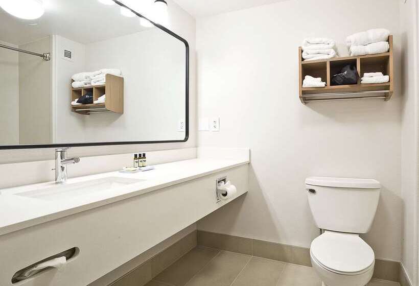 فندق Hawthorn Suites By Wyndham Oakland/alameda