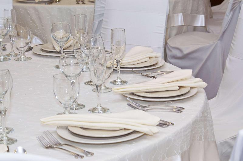 هتل Hilton Garden Inn Milford