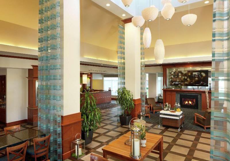 هتل Hilton Garden Inn Milford