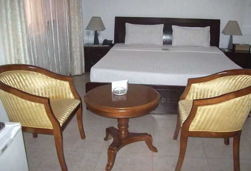 His Majesty S Hotel And Apartments