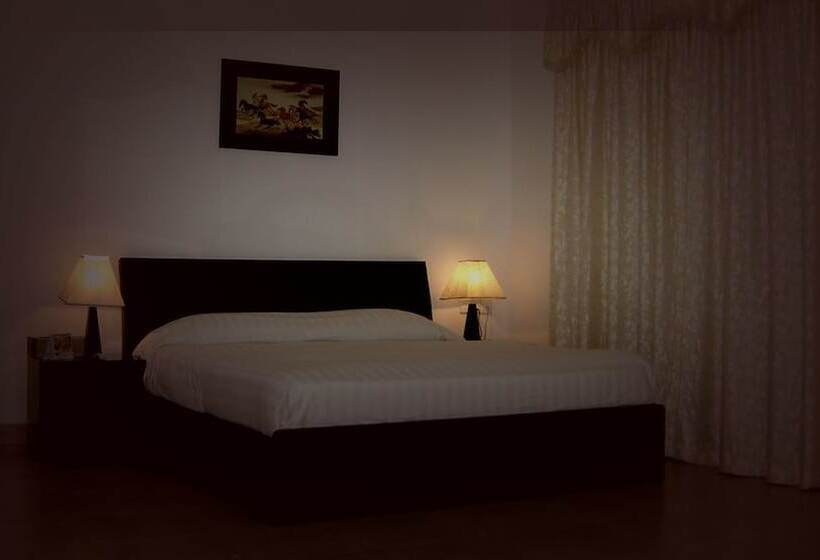 His Majesty S Hotel And Apartments