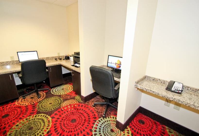 هتل Holiday Inn Express And Suites Missoula, An Ihg