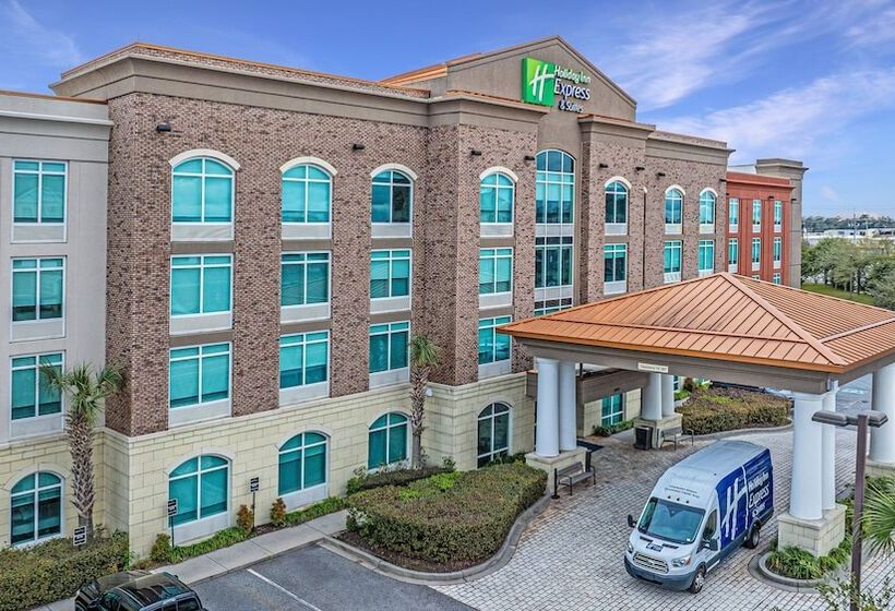 호텔 Holiday Inn Express & Suites Charleston Arpt Conv Ctr Area, An Ihg