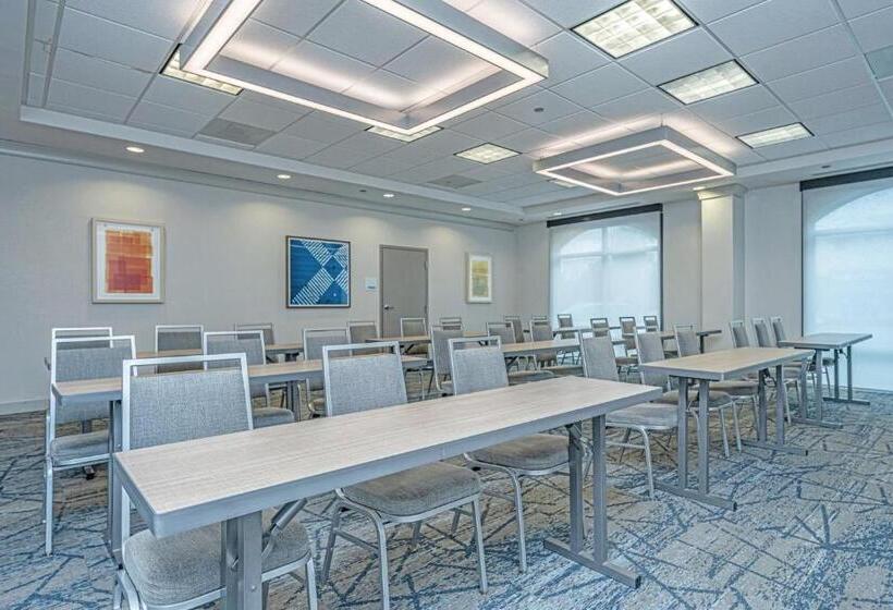 호텔 Holiday Inn Express & Suites Charleston Arpt Conv Ctr Area, An Ihg