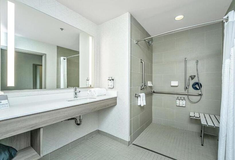 호텔 Holiday Inn Express & Suites Charleston Arpt Conv Ctr Area, An Ihg