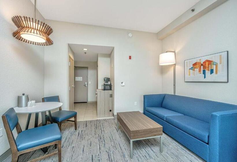 호텔 Holiday Inn Express & Suites Charleston Arpt Conv Ctr Area, An Ihg