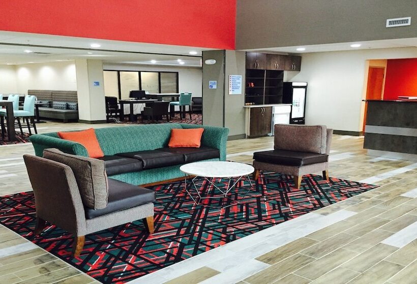 فندق Holiday Inn Express Madison By Ihg