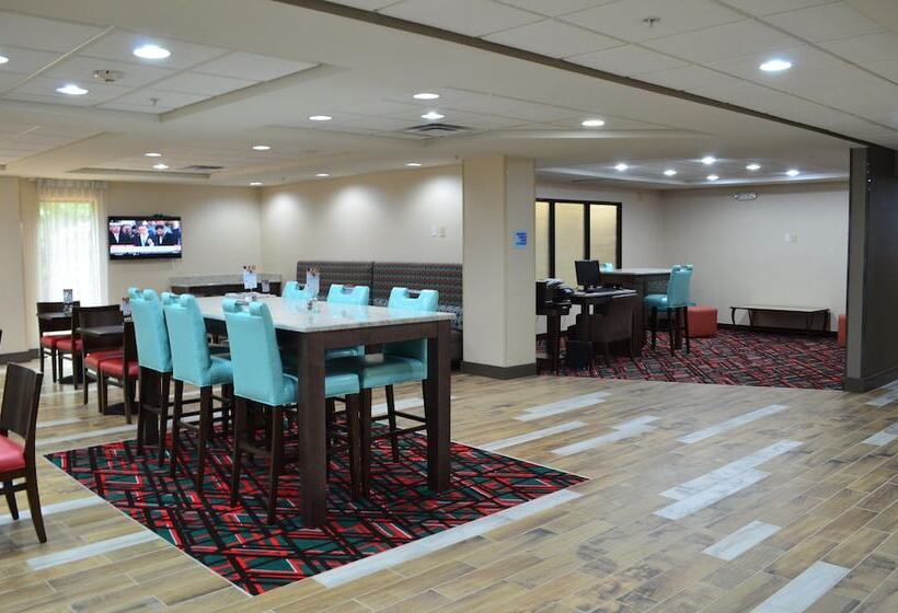 فندق Holiday Inn Express Madison By Ihg