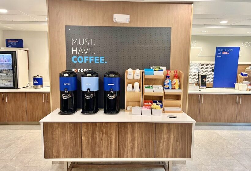 فندق Holiday Inn Express Madison By Ihg