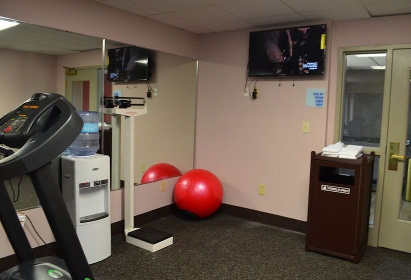 فندق Holiday Inn Express Madison By Ihg