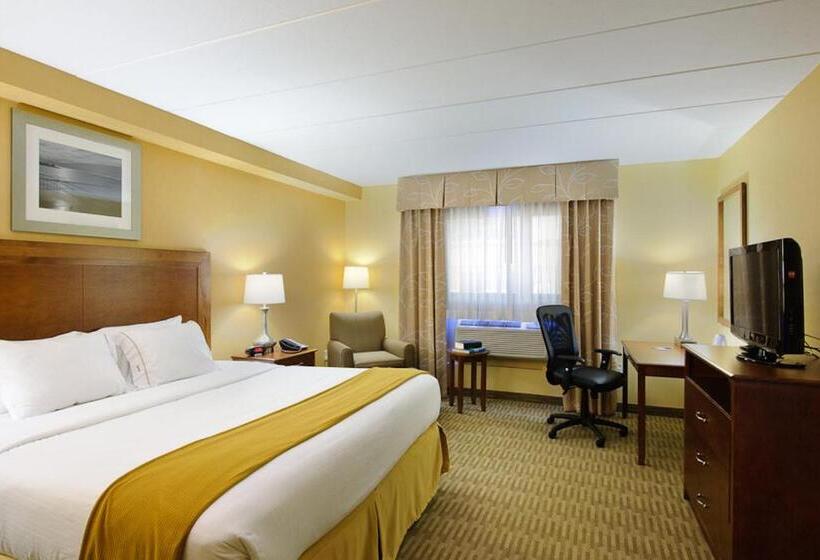 Отель Holiday Inn Express Philadelphia Airport, An Ihg