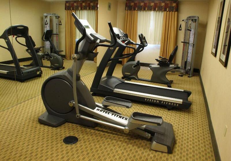 Отель Holiday Inn Express Salt Lake City South   Midvale, An Ihg