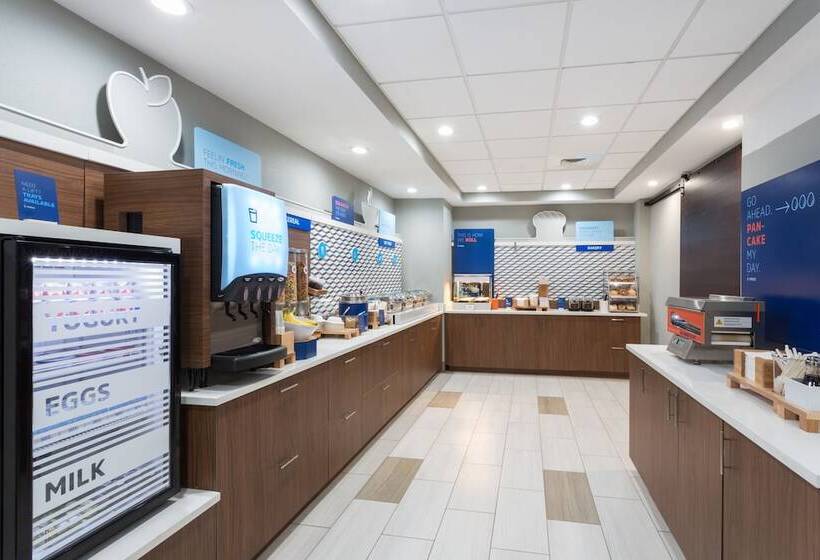 فندق Holiday Inn Express & Suites., An Ihg