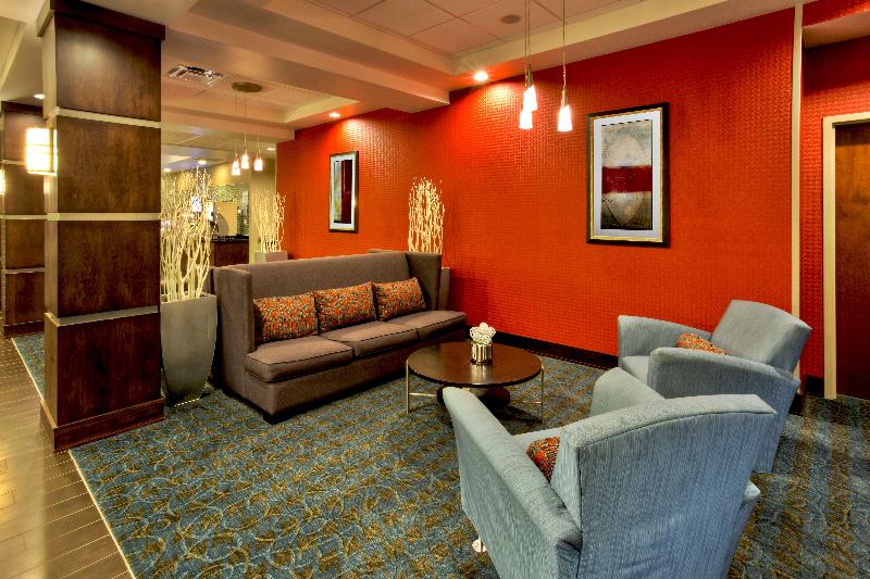 فندق Holiday Inn Express & Suites Oak Ridge, An Ihg